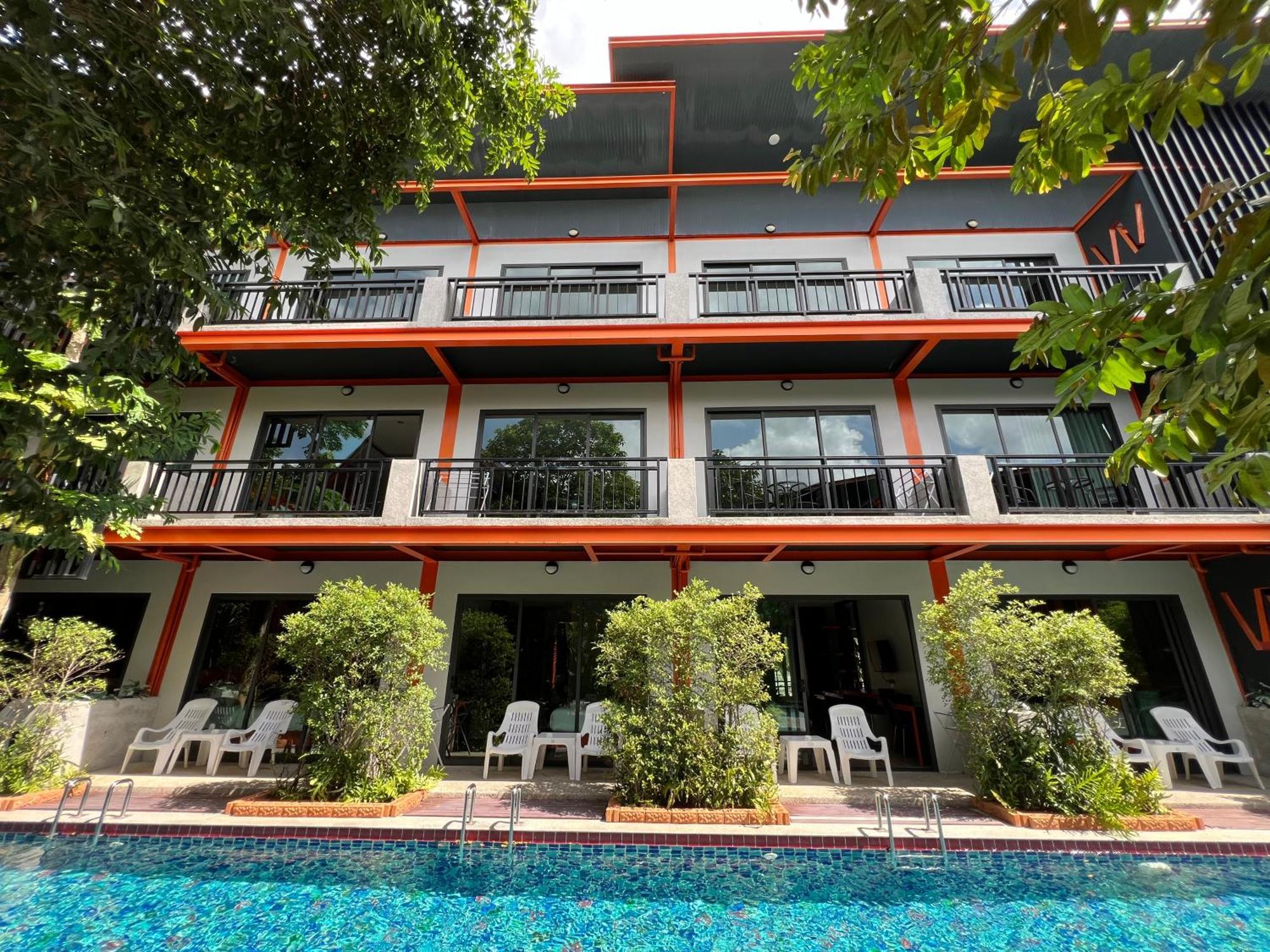 Wow Phuket Hotel Exterior foto